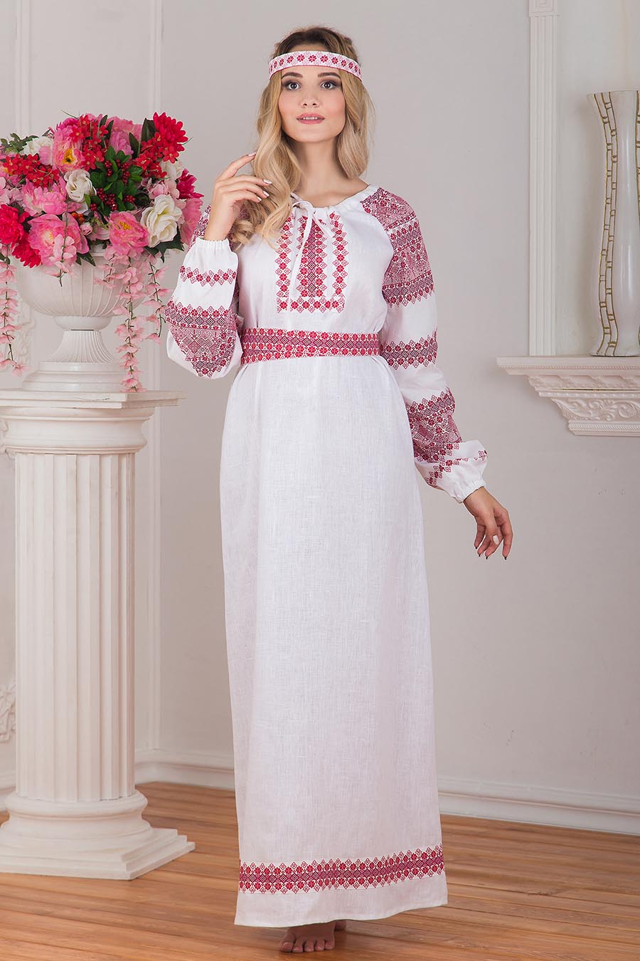 Women in Slavic costumes in Ibadan