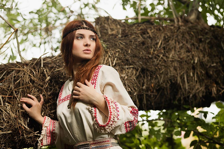 Women in Slavic costumes in Ibadan